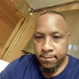 Meet your Posher, Travis